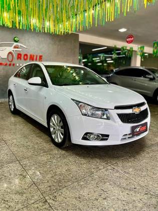 CHEVROLET CRUZE 1.8 LTZ 16V FLEX 4P AUTOMÁTICO CHEVROLET CRUZE 1.8 LTZ 16V FLEX 4P AUTOMÁTICO